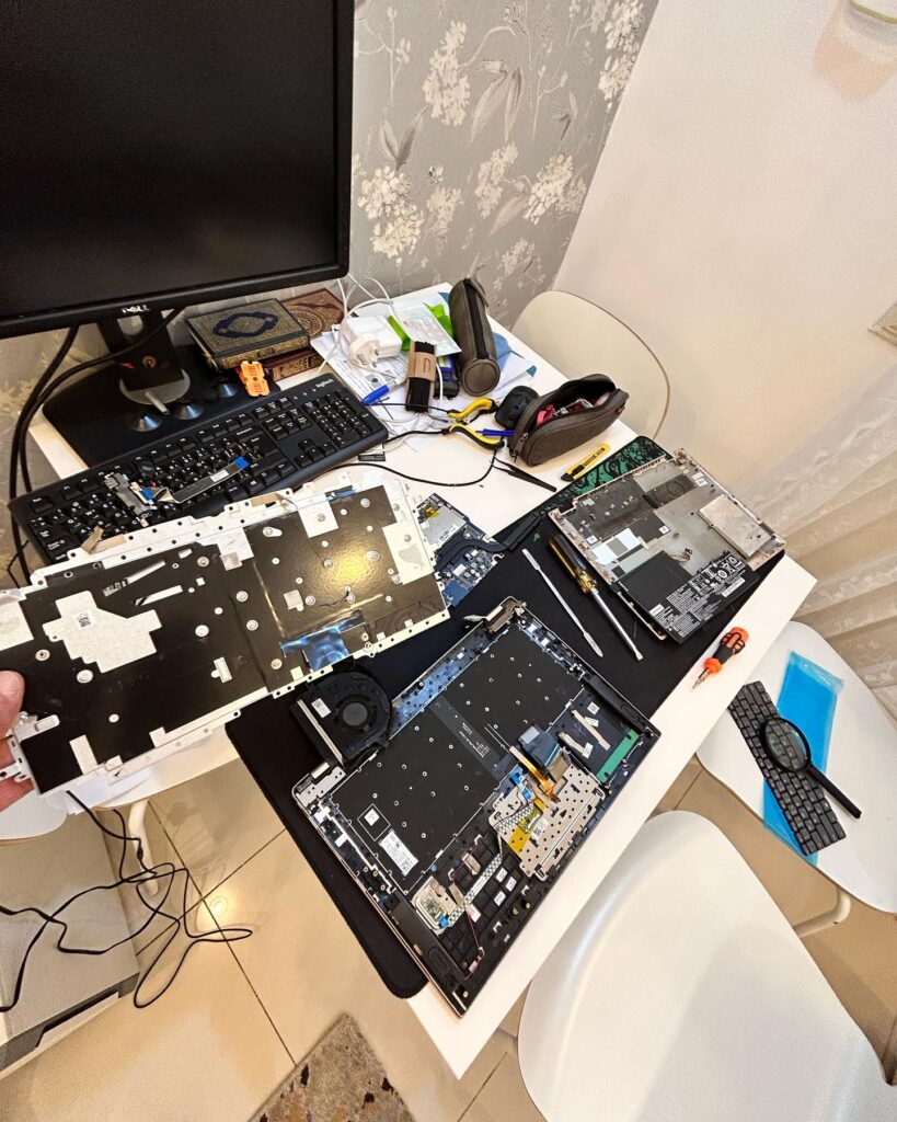 laptop keyboard screen replacement